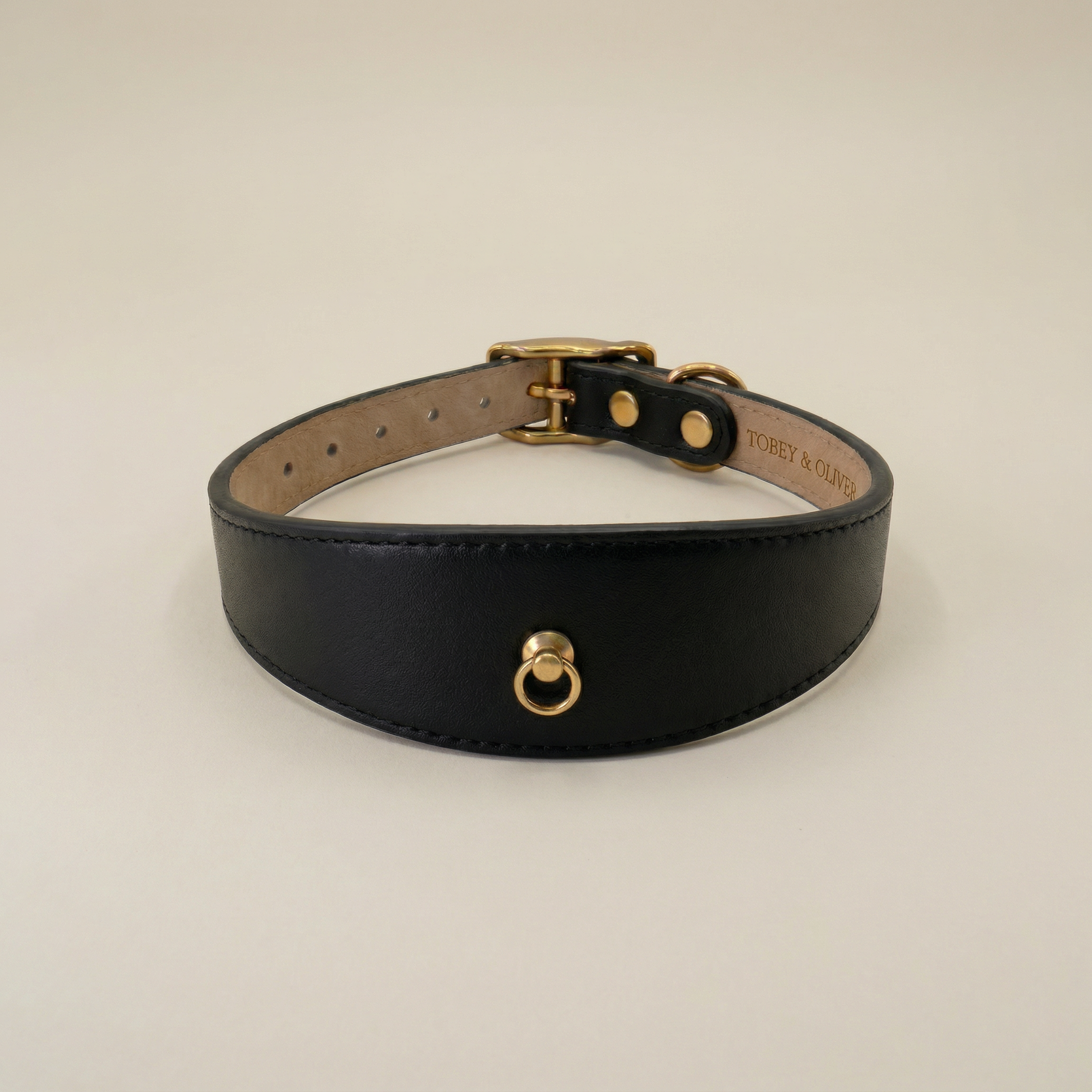 The Toli Collar